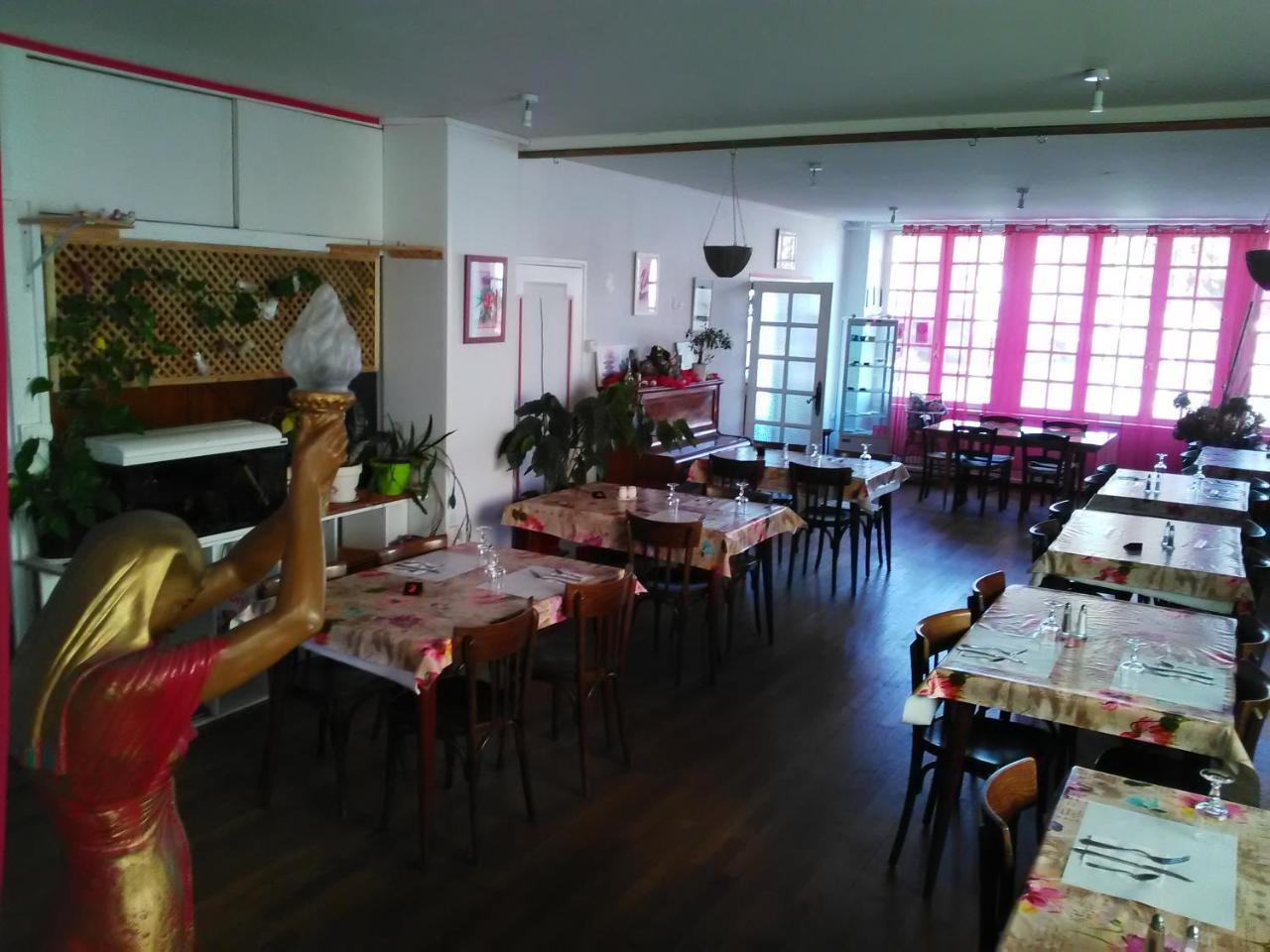 Le Relais De La Marche Ξενοδοχείο Aigurande Εξωτερικό φωτογραφία